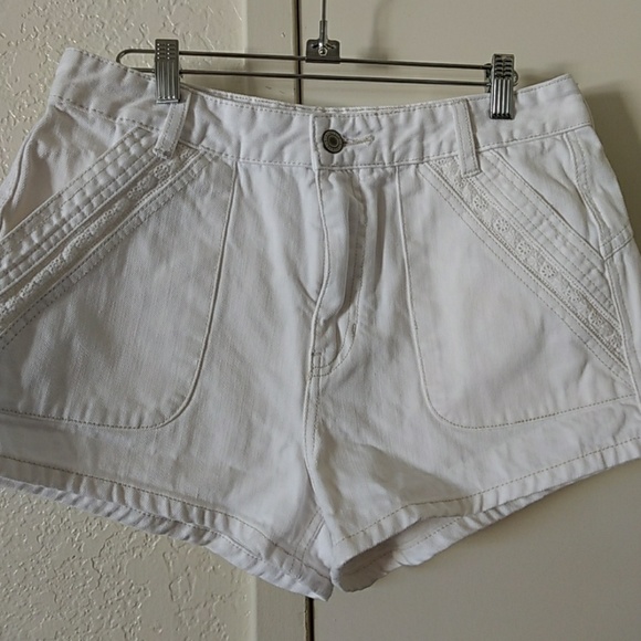 Free People High Waisted Shorts White Denim 30 - Picture 2 of 8